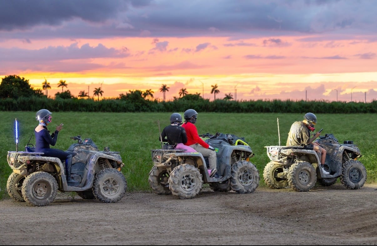 1-hour ATV guided tour with extended trail access